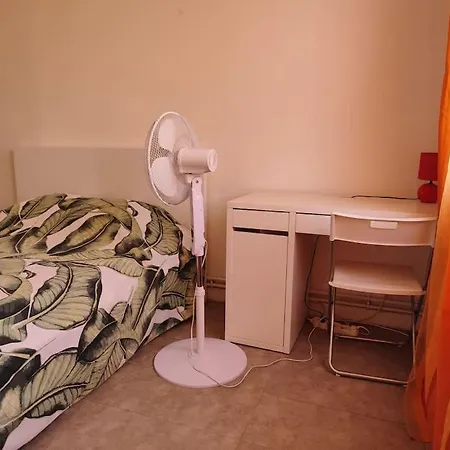Apartment 3 5 Min Centre