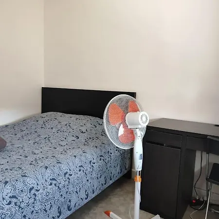 3 5 Min Centre Apartment *